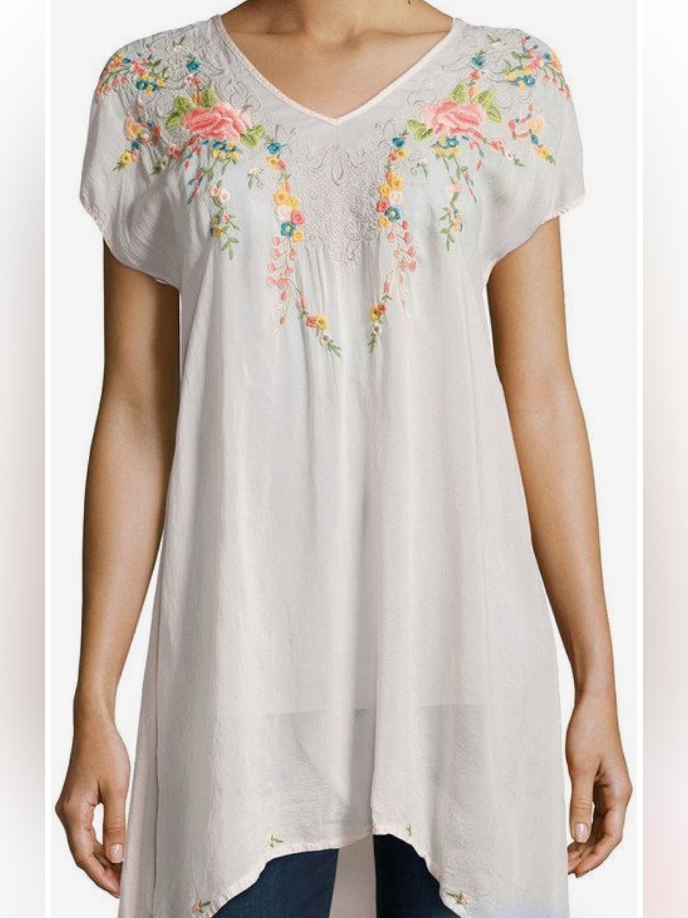 Johnny Was White Embroidered V-Neck Tunic Top with Floral Accents